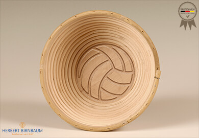 birnbaum gaerkoerbchen aus peddigrohr mit gravur volleyball