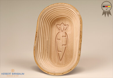birnbaum gaerkoerbchen aus peddigrohr mit gravur karotte